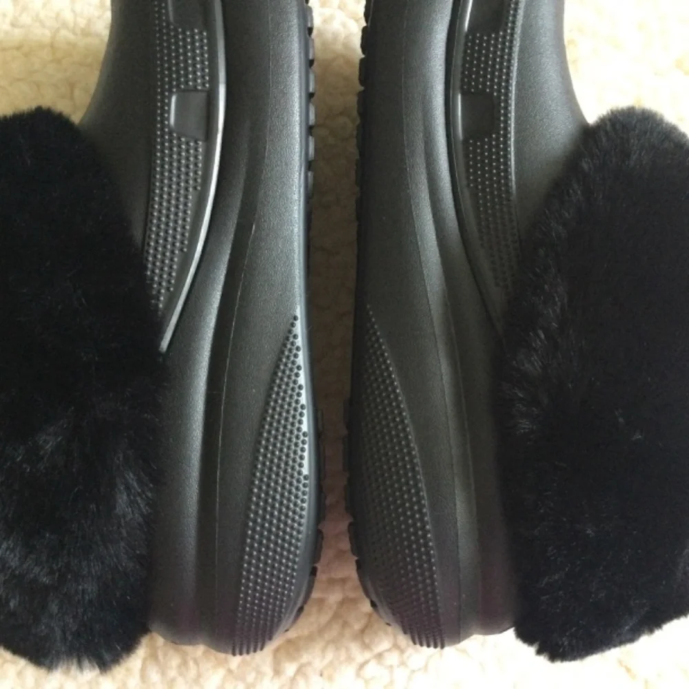 CROCS Furever Crush Classic fur lined Clog ( NEW w/Tags & Bag ) - Picture 10 of 13